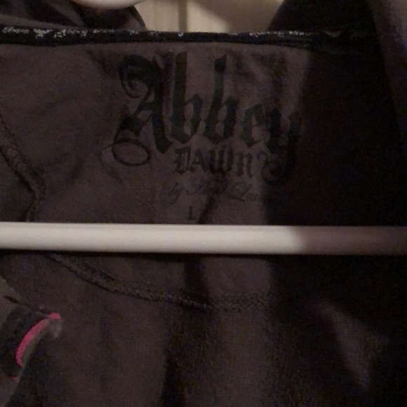 Sweatshirt - Picture 5 of 5